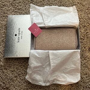 🚨BRAND NEW KATE SPADE WALLET